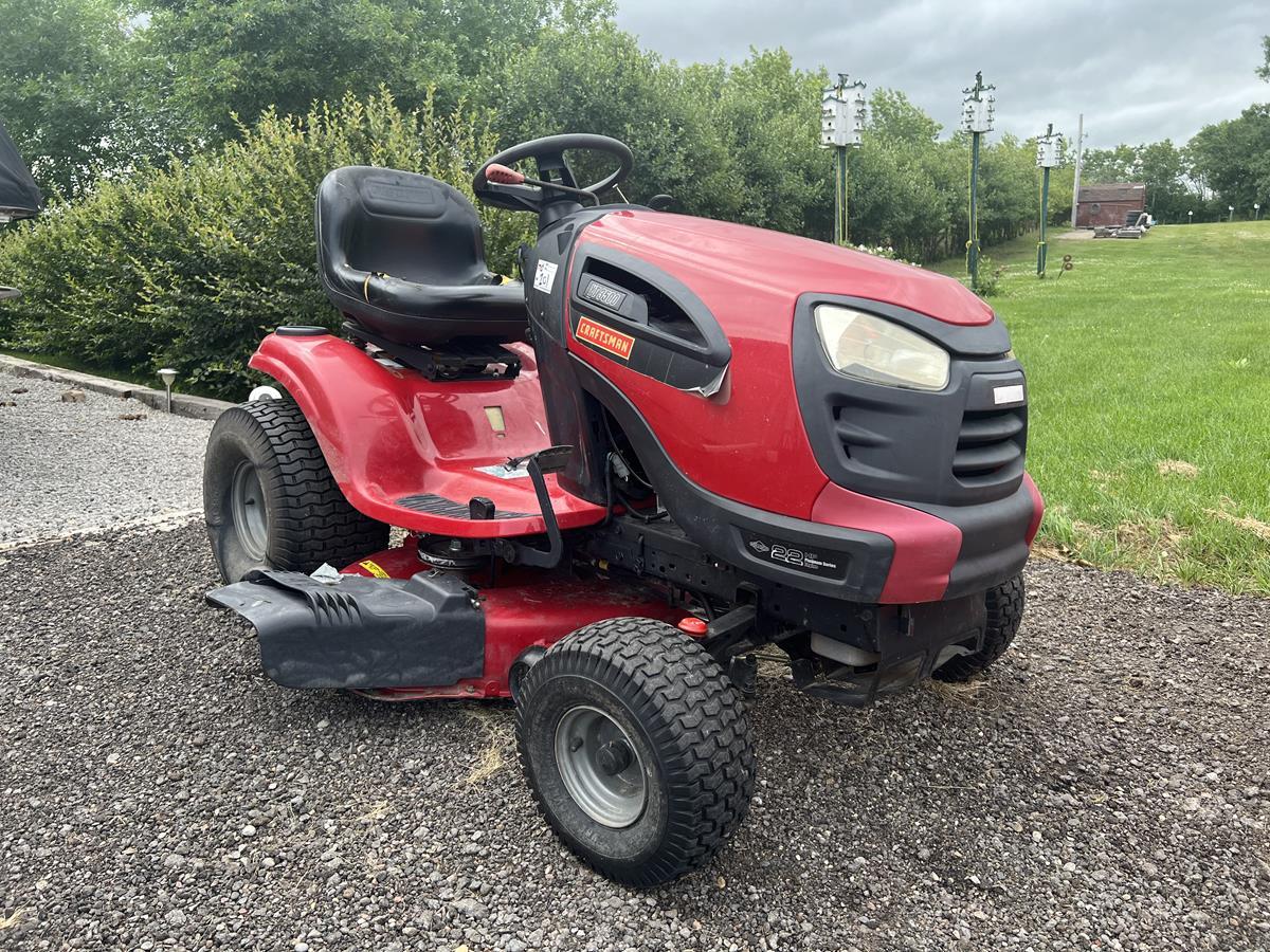 Craftsman VT 3500 Riding Lawn Mower w 42 Deck